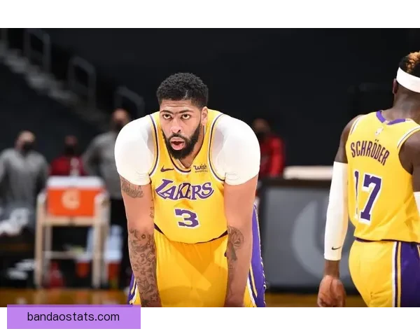 左手韧带恢复良好 浓眉获准参与轻度对抗训练 为全面复出奠定基础